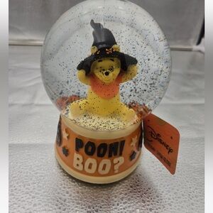Disney Halloween Pooh Snow Globe with Orange and Black